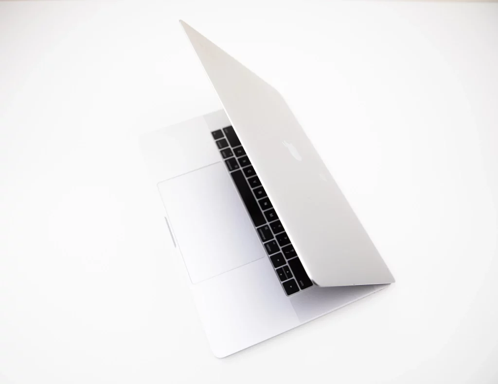 MacBook Pro Su Zədəsi